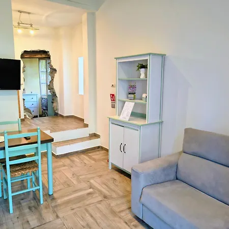 Lakefront, Wi-fi&private Parking - La Grotta Sul Dormelletto