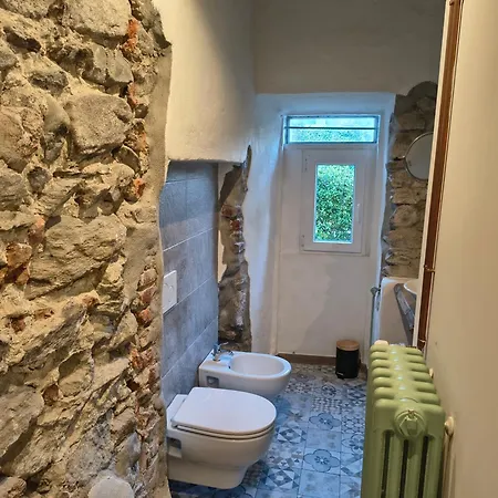 Appartamento Lakefront, Wi-fi&private Parking - La Grotta Sul *