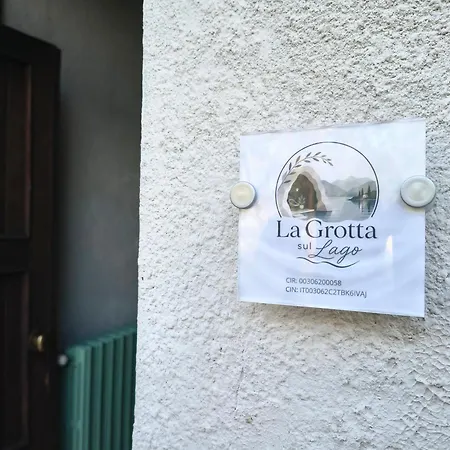 Lakefront, Wi-fi&private Parking - La Grotta Sul Appartamento